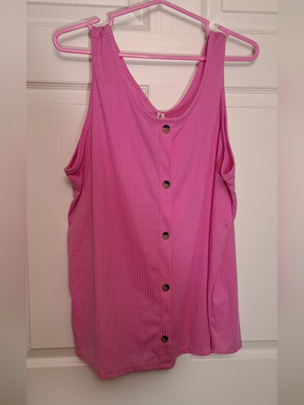French Twist Plus Size 1X Summer Sleeveless Button-Front Ribbed Tank Top - Pink